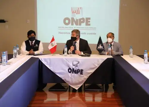 ONPE coordina en Tacna la organización de las próximas elecciones generales 2021.