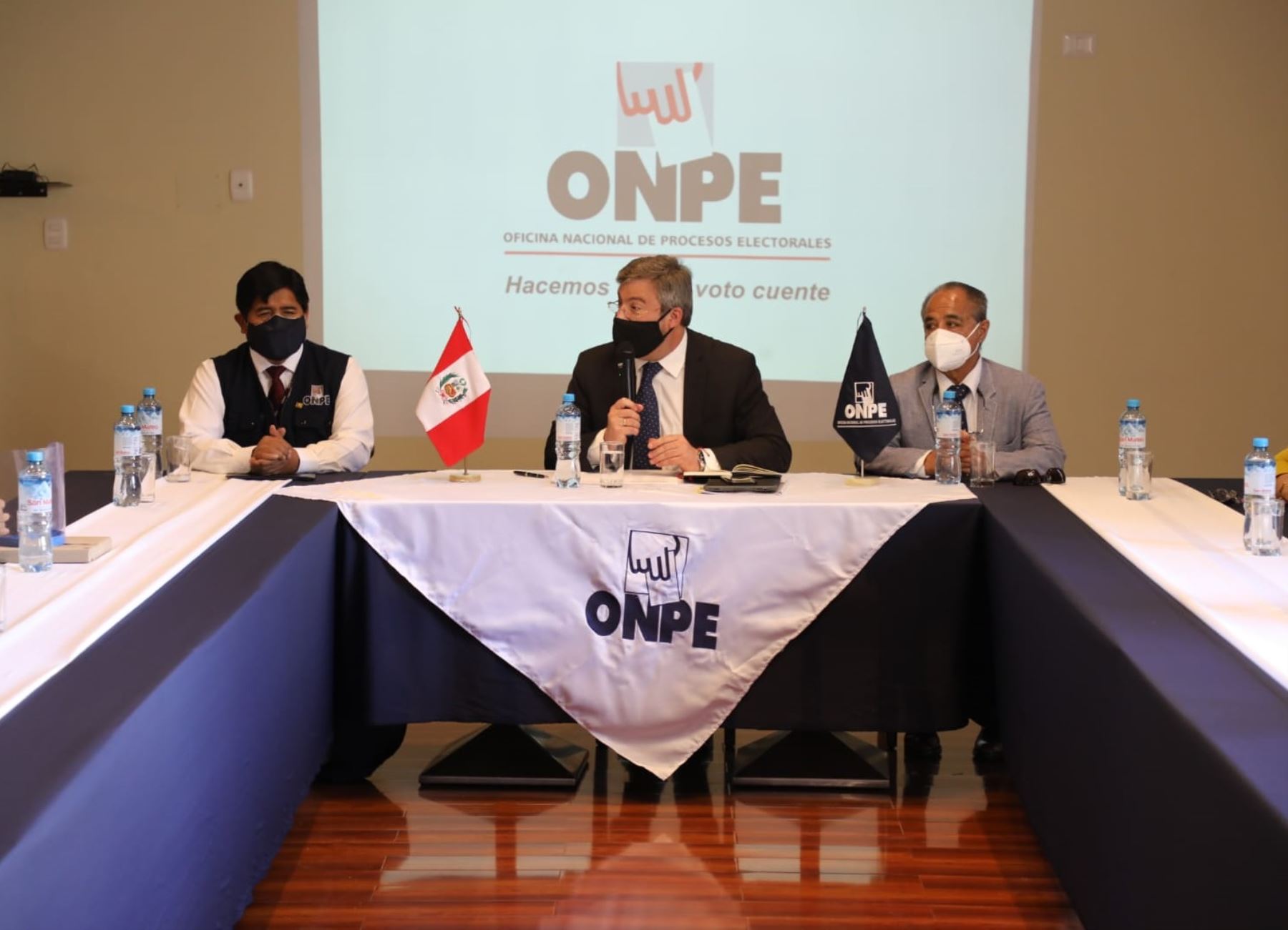 ONPE coordina en Tacna la organización de las próximas elecciones generales 2021.