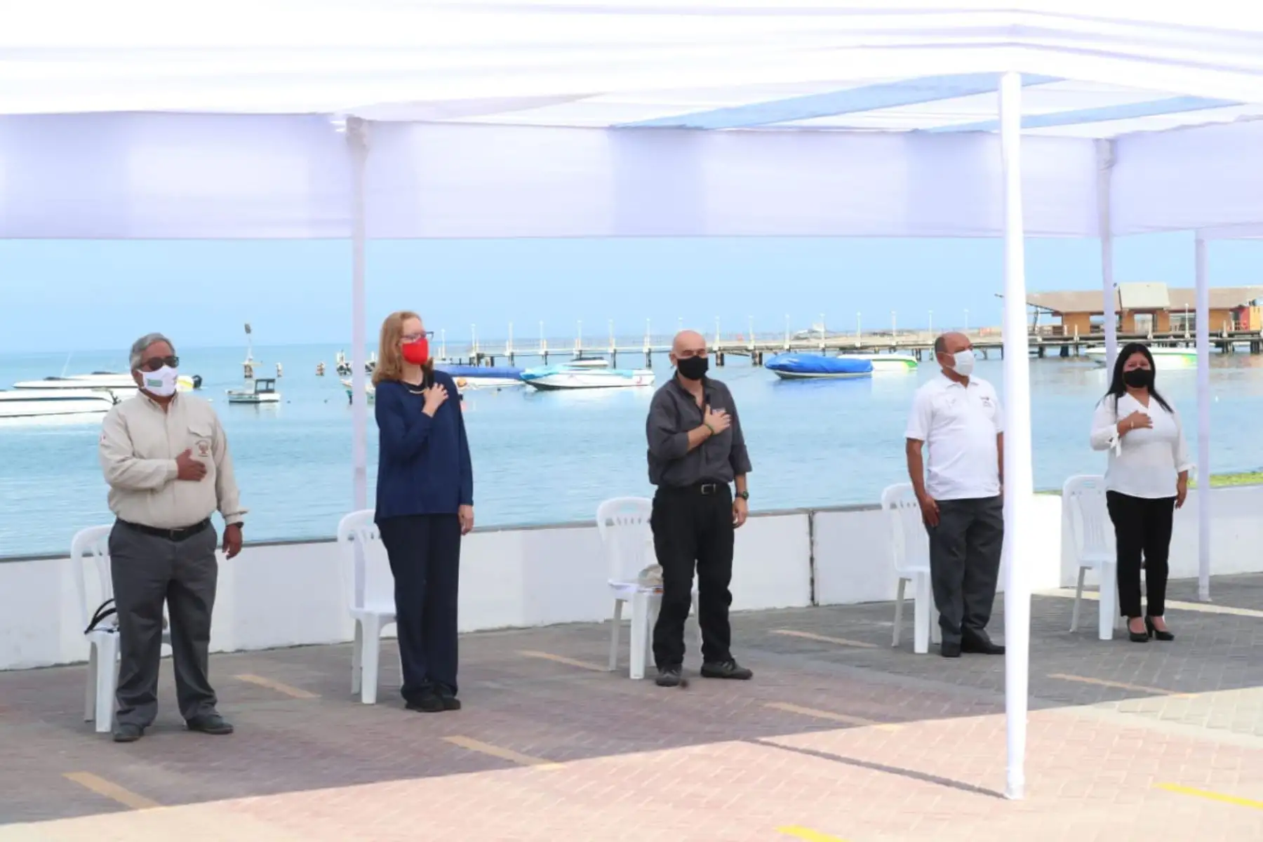 Ministro del Ambiente, Gabriel Quijandría, participa de la reactivación turística biosegura al interior de las áreas naturales protegidas, Islas Ballestas - Reserva Nacional Sistema de Islas, Islotes y Puntas Guaneras".
Foto: MINAM