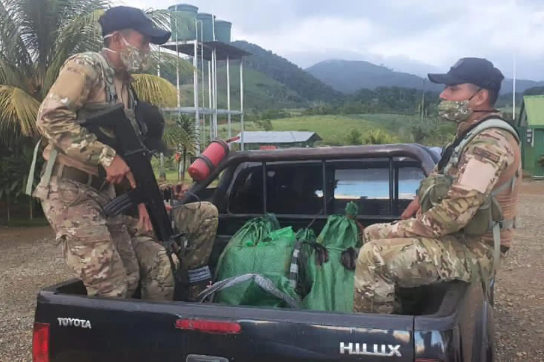 Tras una persecución, las fuerzas del orden capturaron a un presunto narcotraficante en el distrito de Río Tambo. Foto: ANDINA/Difusión