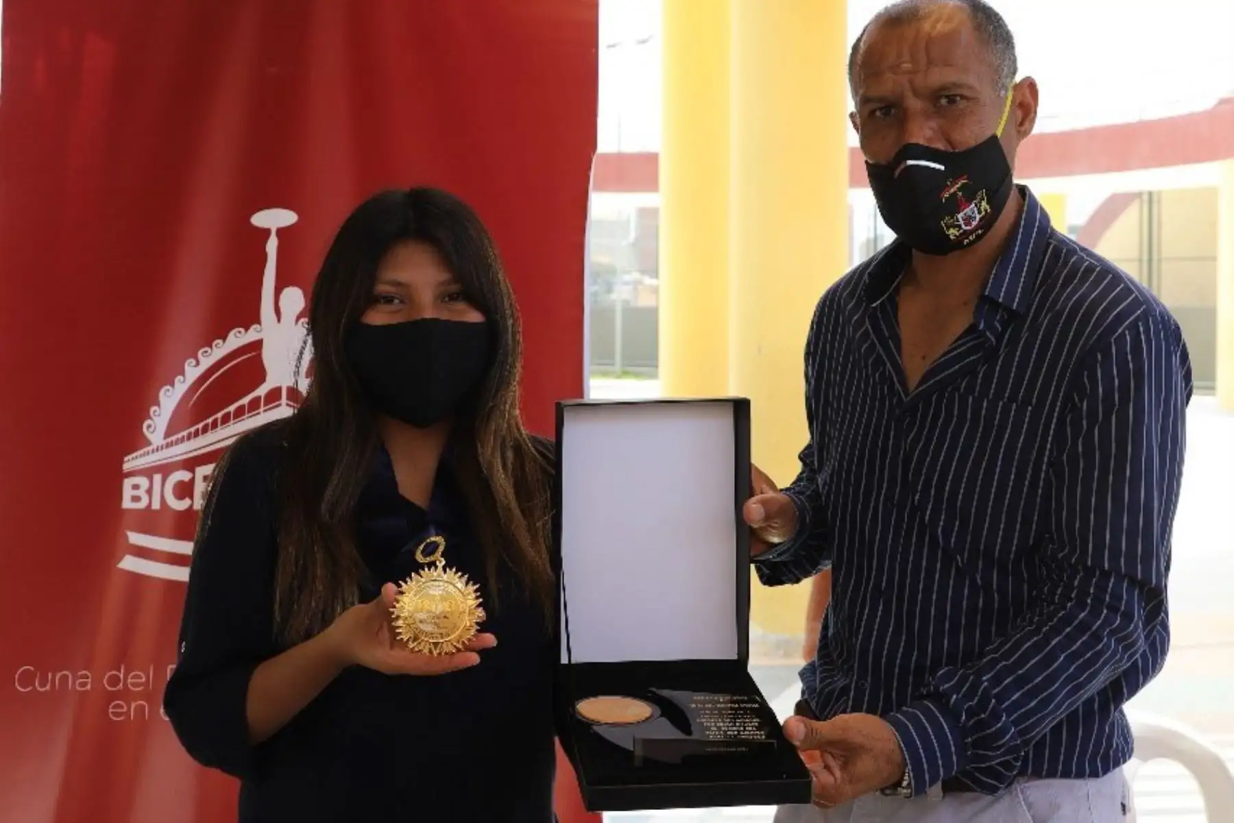 De manera muy satisfactoria se desarrolló la exhibición simultánea de ajedrez organizada por la Comisión Bicentenario Lambayeque y la Municipalidad Provincial de Lambayeque, contando con la presencia de la Maestra Internacional de ajedrez WGM, Deysi Cori Tello. Foto: ANDINA/Difusión