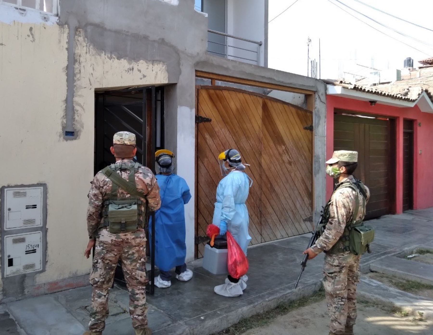 La Municipalidad de Trujillo y el Ejército del Perú reactivan la Operación Tayta para reforzar lucha contra el coronavirus en la capital de La Libertad. ANDINA/Difusión