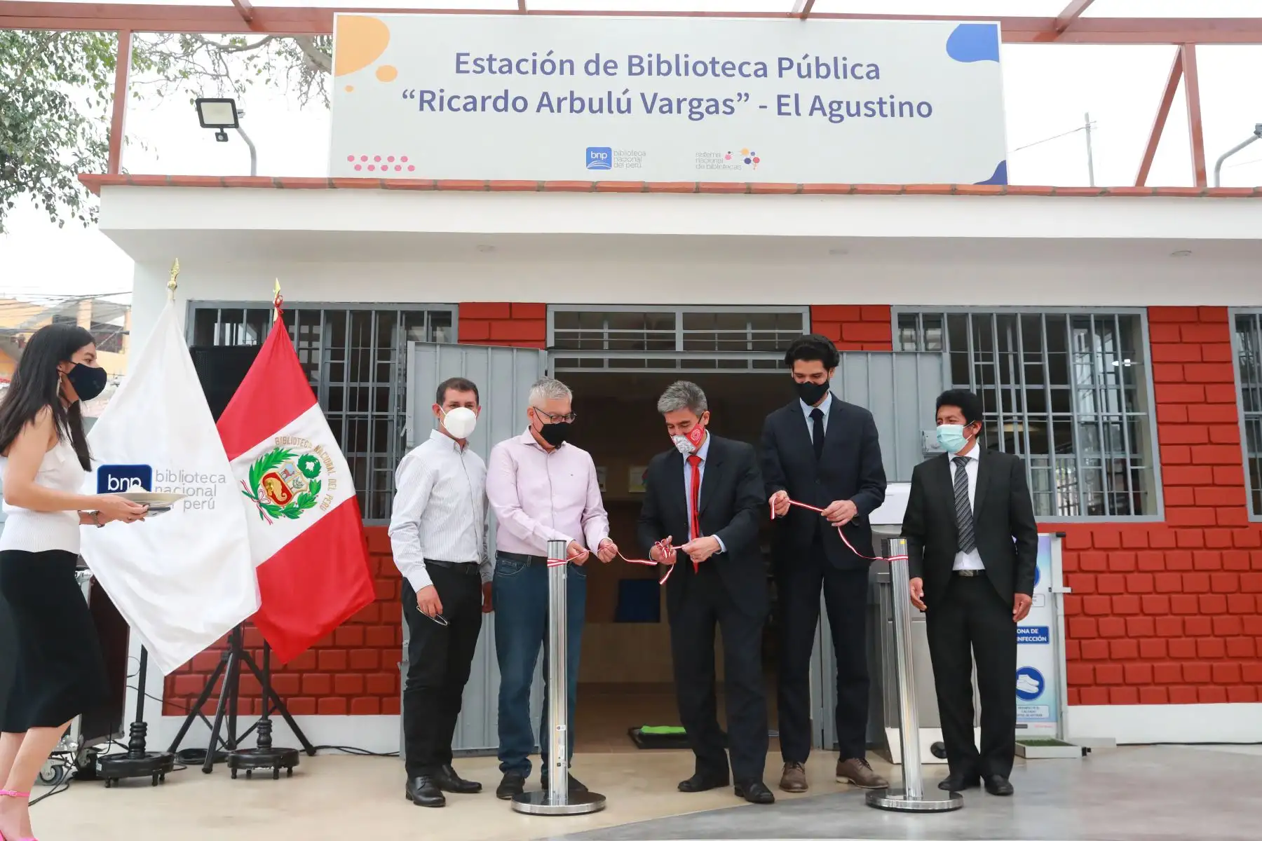 Remodelación de biblioteca pública de El Agustino "Ricardo Arbulú"como parte de las celebraciones por el 200 aniversario de la Biblioteca Nacional.

Foto: ANDINA/Andrés Valle.