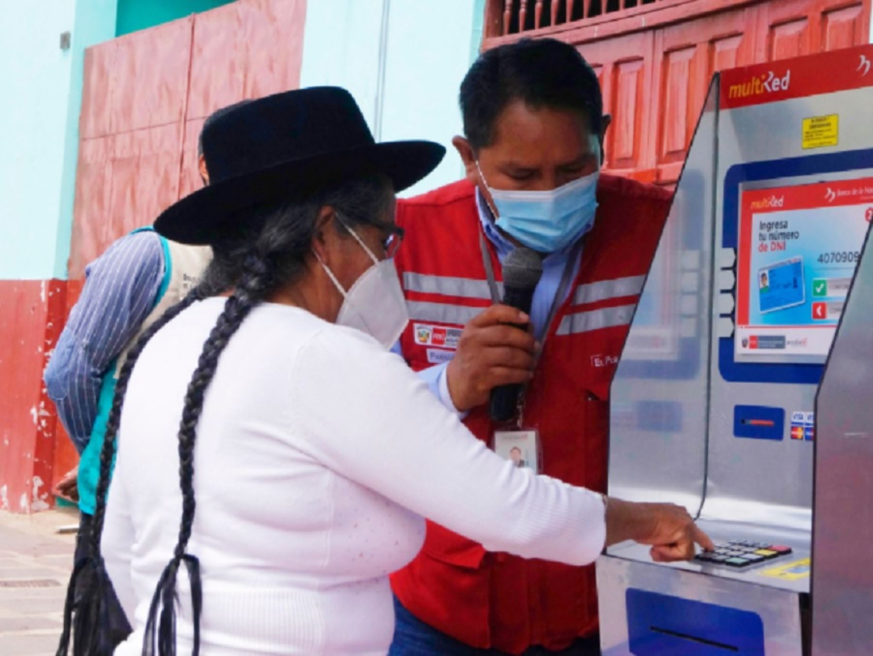 El Programa Nacional de Asistencia Solidaria Pensión 65 del Ministerio de Desarrollo e Inclusión Social, lanzó hoy en el distrito de Huanta, región Ayacucho, la implementación del Plan de Inclusión Financiera. Foto: Midis/Pensión 65