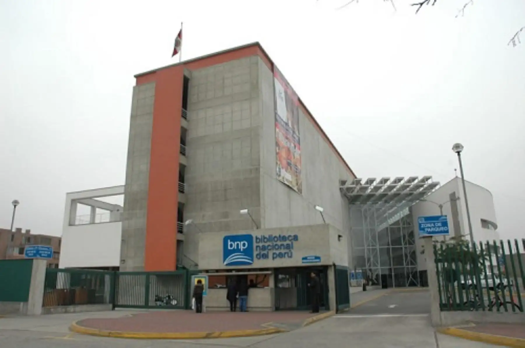 BNP presenta su librería virtual con una variada colección editorial.