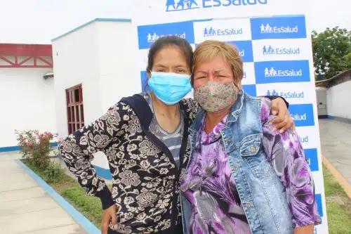 Asegurados tienen ahora mejor calidad de vida gracias a la donación de órganos que hizo posible las complejas cirugías en el hospital Alberto Sabogal de EsSalud. Foto: ANDINA/EsSalud