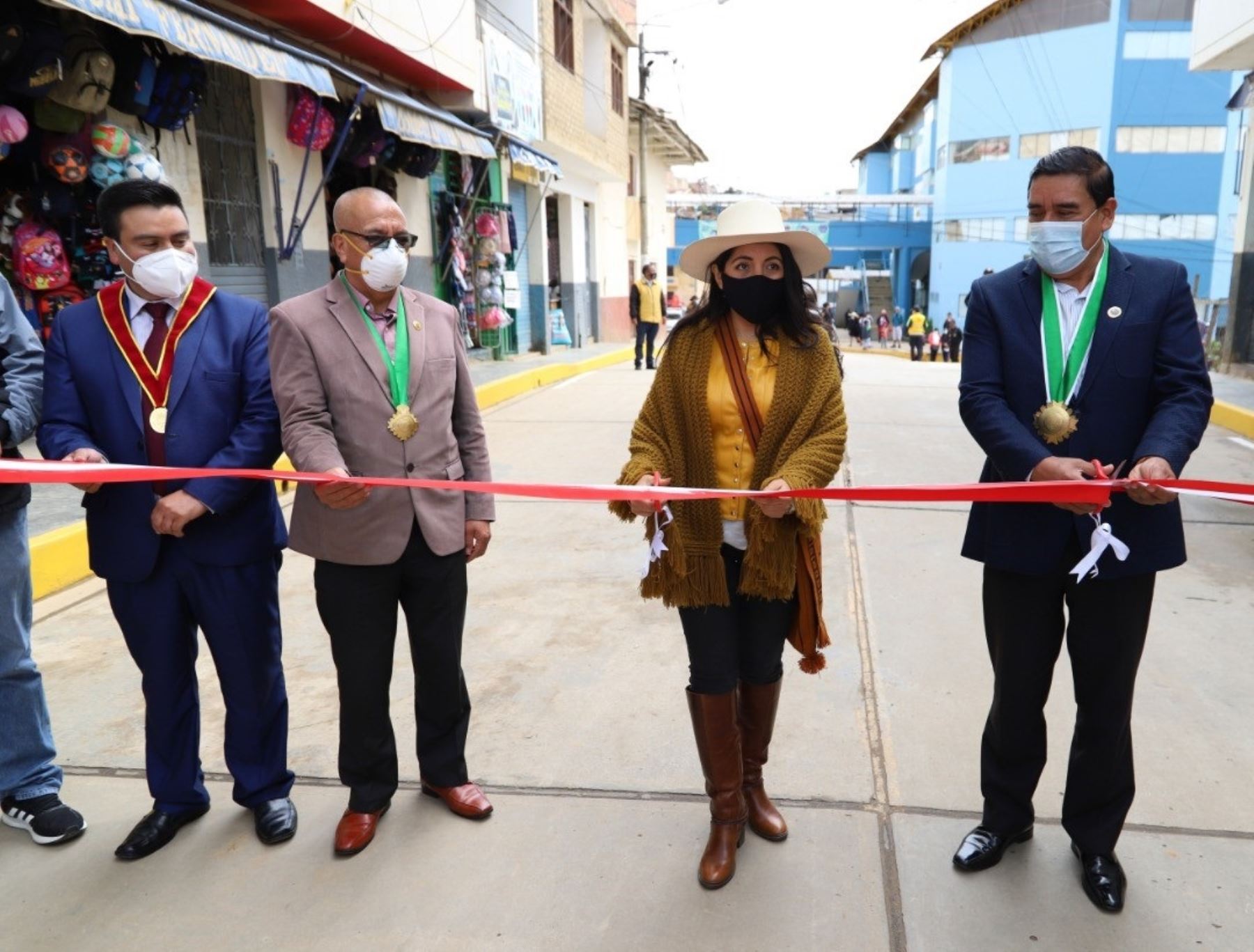 La directora ejecutiva de la Autoridad para la Reconstrucción con Cambios, Amalia Moreno, inauguró obras de pistas y veredas en provincias de Jaén y Cutervo, en Cajamarca. ANDINA/Difusión