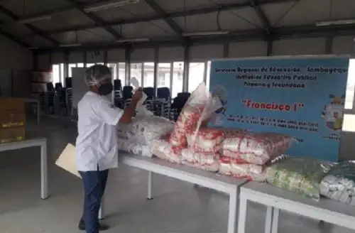 Los Comités de Compras, bajo el modelo de cogestión del Programa Nacional de Alimentación Escolar Qali Warma, adjudicaron el 100% de ítems para la prestación del servicio alimentario en 1,632 instituciones educativas públicas de Lambayeque durante el año 2021. Foto: Midis/Qali Warma