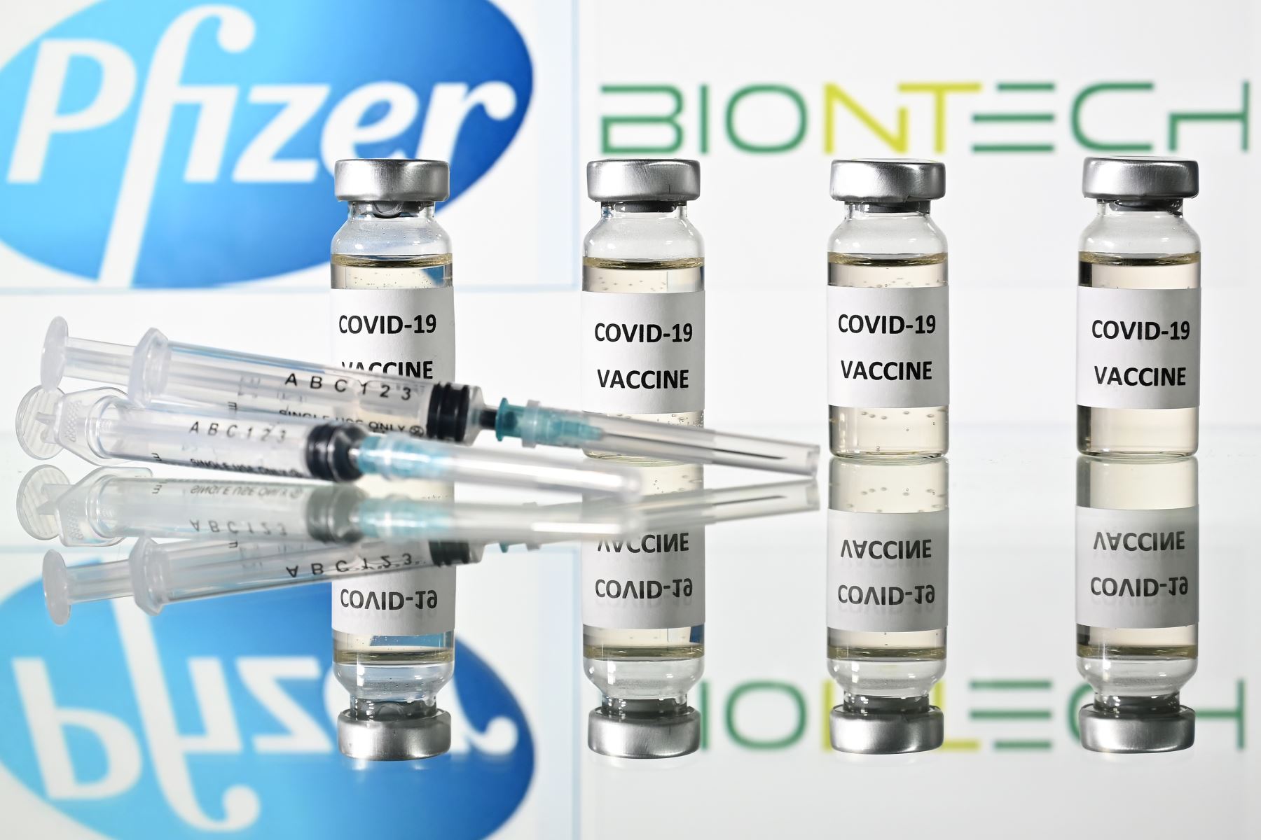 Suiza autoriza vacuna de Pfizer (Foto: AFP)