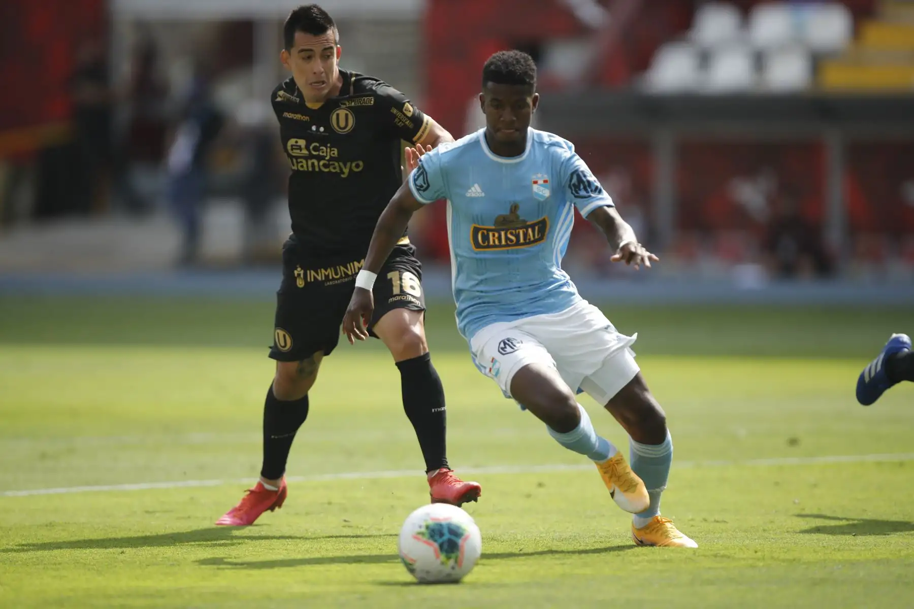 Universitario y Sporting Cristal terminaron empatados 1 a 1 en la gran final de la Liga 1. Foto: Liga 1/FPF