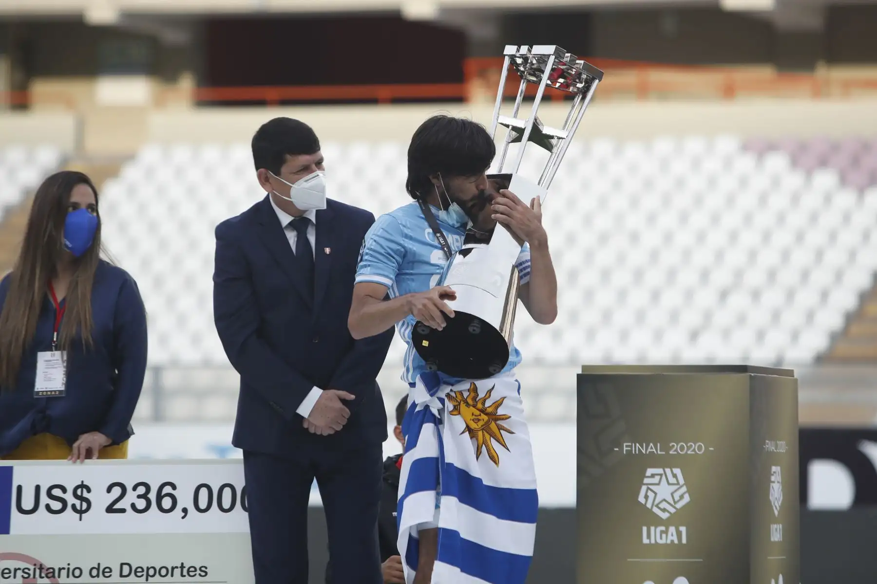 Sporting Cristal empató uno a uno con Universitario y se consagró campeón de la Liga 1.
Foto: Liga 1/FPF Sporting Cristal empató uno a uno con Universitario y se consagró campeón de la Liga 1.
Foto: Liga 1/FPF