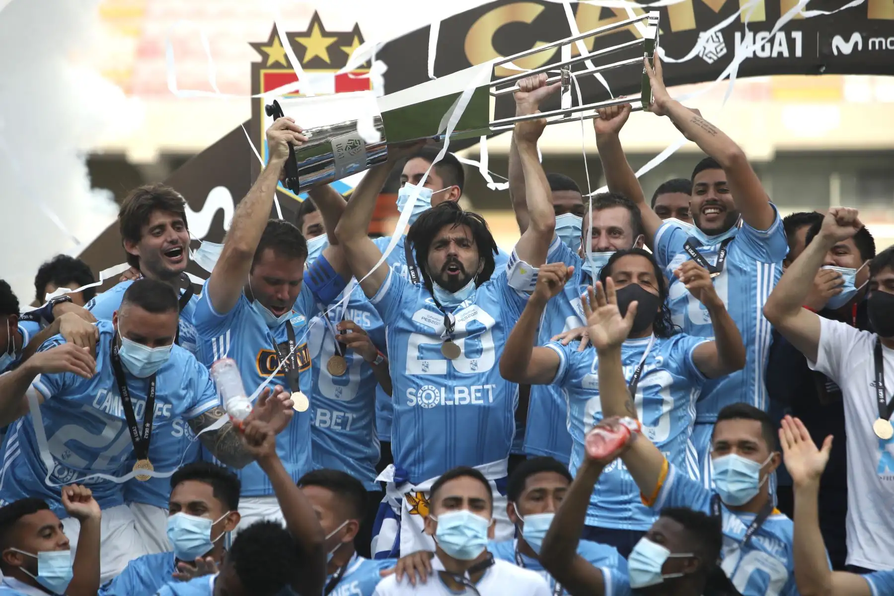 Sporting Cristal empató uno a uno con Universitario y se consagró campeón de la Liga 1.
Foto: Liga 1/FPF Sporting Cristal empató uno a uno con Universitario y se consagró campeón de la Liga 1.
Foto: Liga 1/FPF
