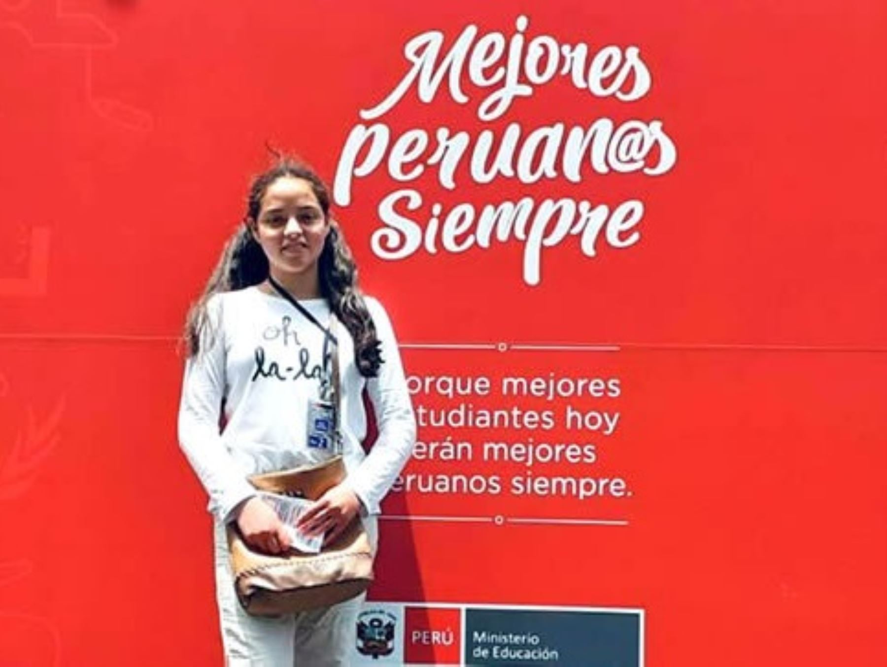Yarit Arrisbasplata Bazán, alumna del Colegio de Alto Rendimiento de Cajamarca ganó beca para programa de ciencia y tecnología.