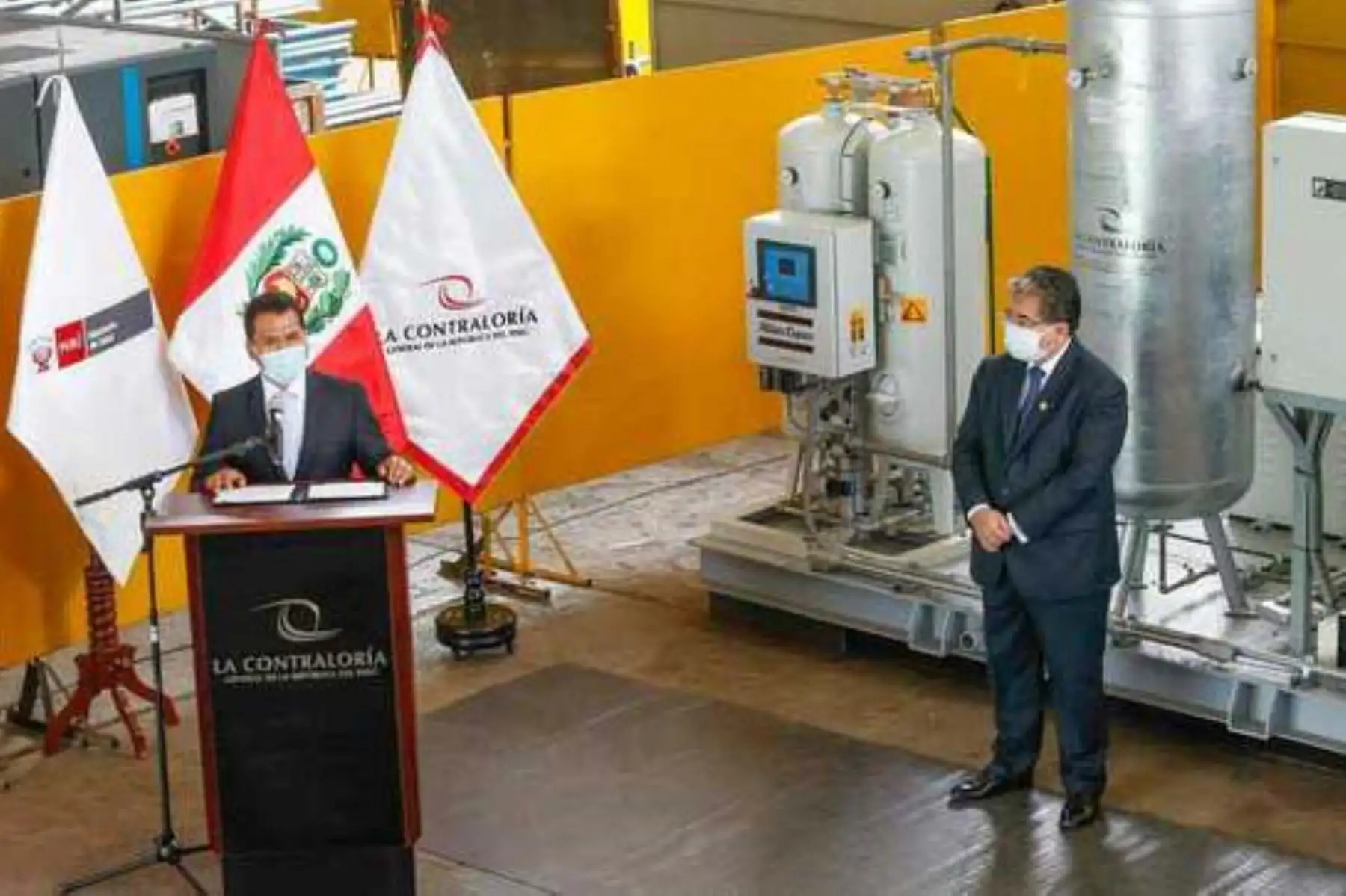El viceministro de Prestaciones y Aseguramiento en Salud, Víctor Bocangela, explicó que la planta produce 168 metros cúbicos de oxígeno al día, con una pureza al 95 %. Foto: ANDINA/Minsa