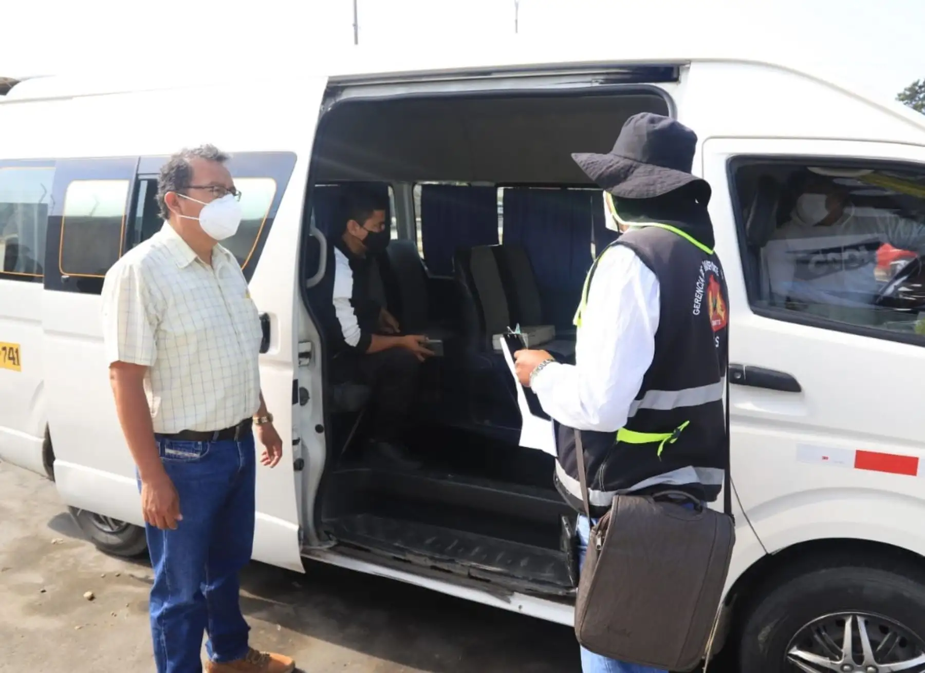 Municipio del Santa, en Áncash, solo autorizará a los transportistas urbanos que acondicionen sus vehículos e implementen el protocolo sanitario para prevenir el covid-19. Foto:ANDINA./Difusión