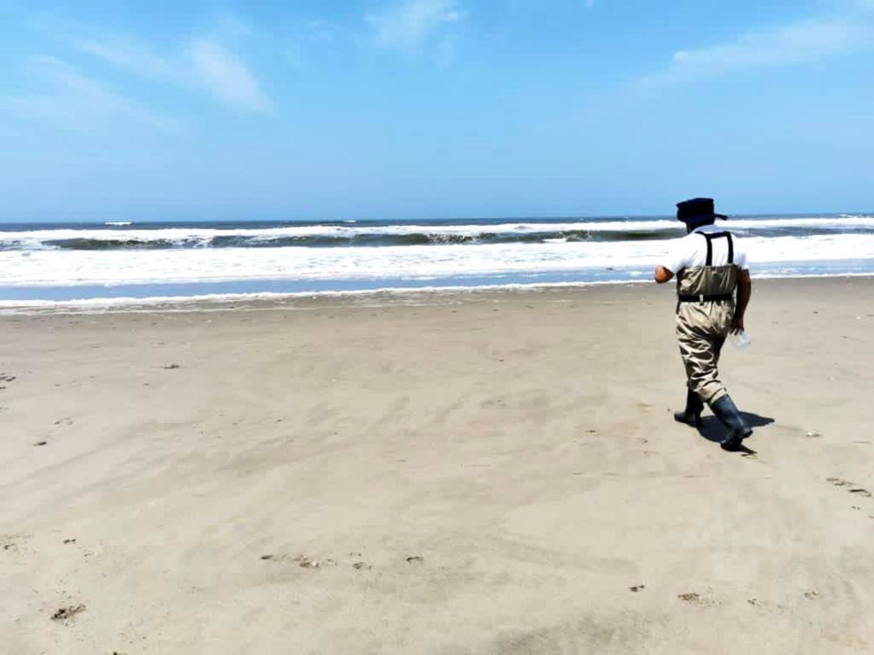 Monitoreo realizado en Lambayeque revela que las playas de esa región no son saludables para la población.
