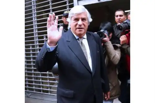 El exparlamentario Fernando Olivera no pudo inscribir a su partido ante el JNE. Foto: ANDINA/difusión.