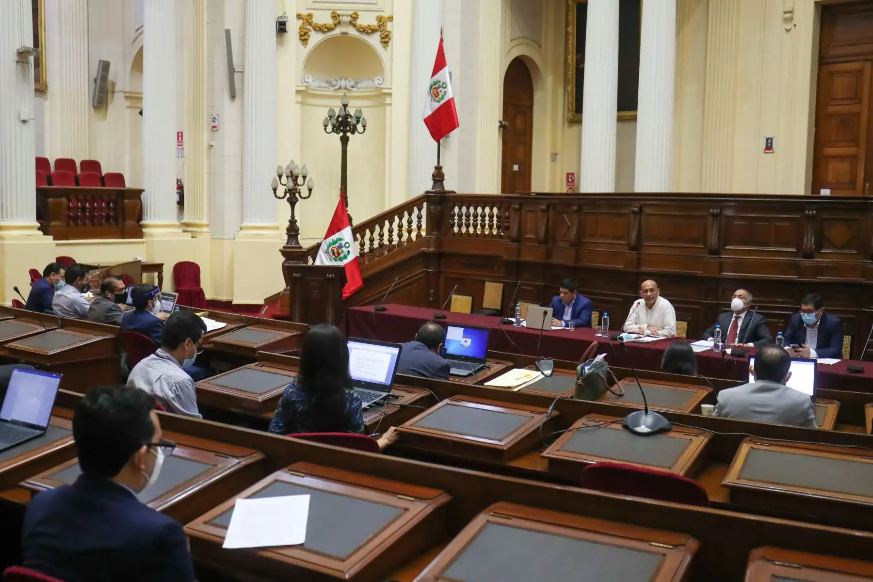 Ministros de Economía, Trabajo y Agricultura participaron de reunión de trabajo en la Comisión de Economía del Congreso de la República.
Foto: PCM