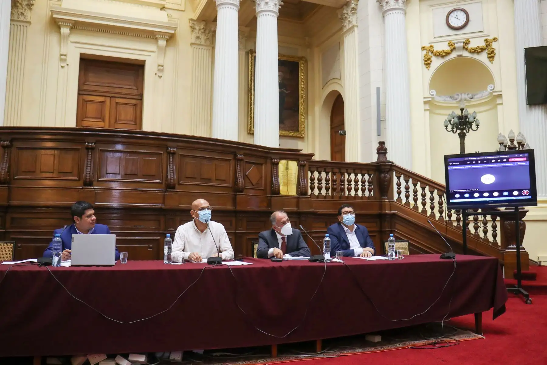 Ministros de Economía, Trabajo y Agricultura participaron de reunión de trabajo en la Comisión de Economía del Congreso de la República.
Foto: PCM