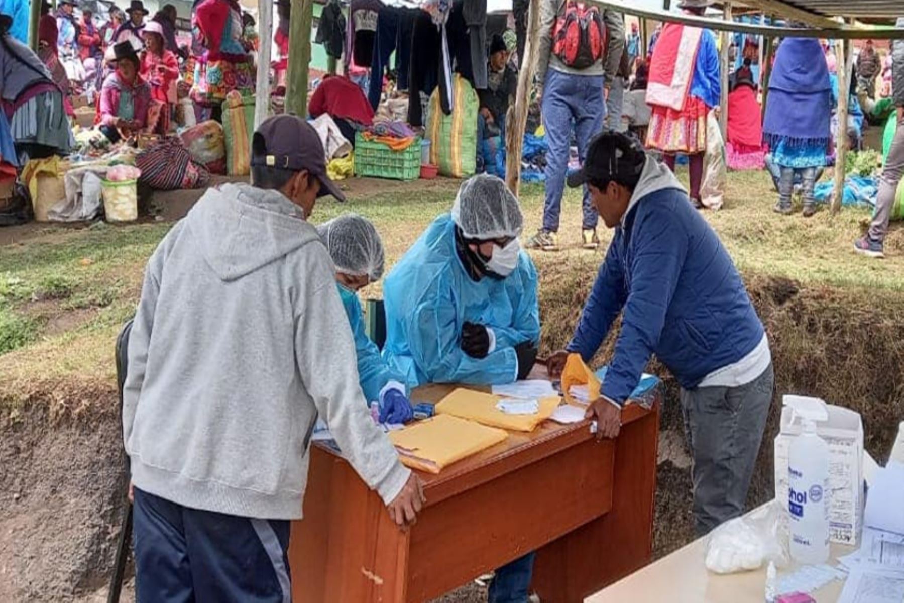En los distritos de Uchuraccay y Pilpichaca, en Ayacucho y Huancavelica, respectivamente, se implementará el piloto del modelo de cuidados integrales de la salud intercultural. Foto: ANDINA/INS