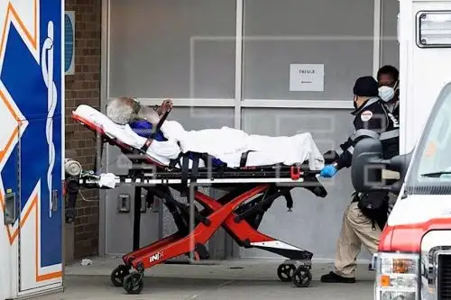 Los Ángeles sigue siendo la región más afectada por la pandemia en California y este miércoles rompió el récord de fallecimientos por covid-19, con 145 muertes.