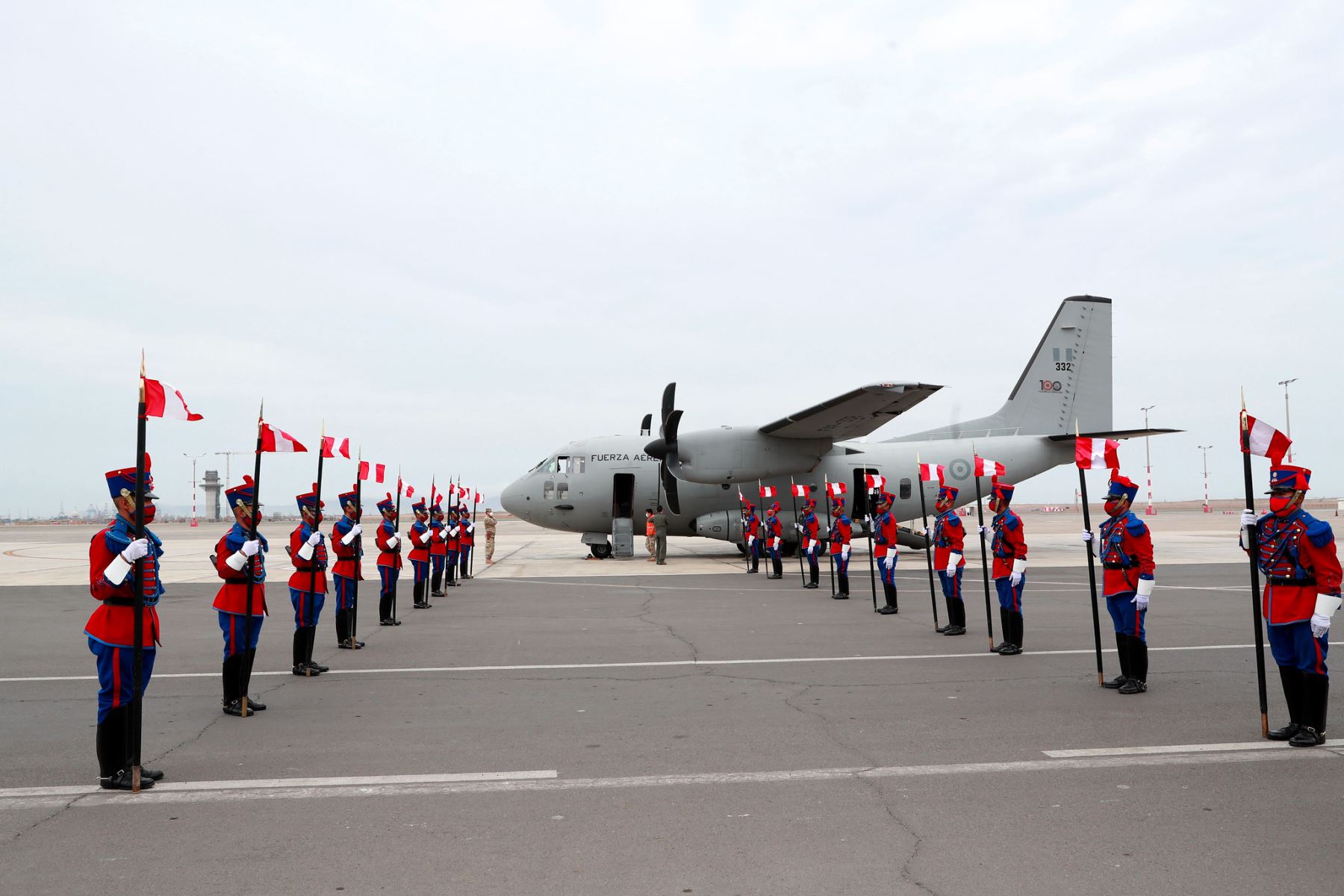 Fuerza Aérea traslada restos de José Bernardo de Tagle a Trujillo