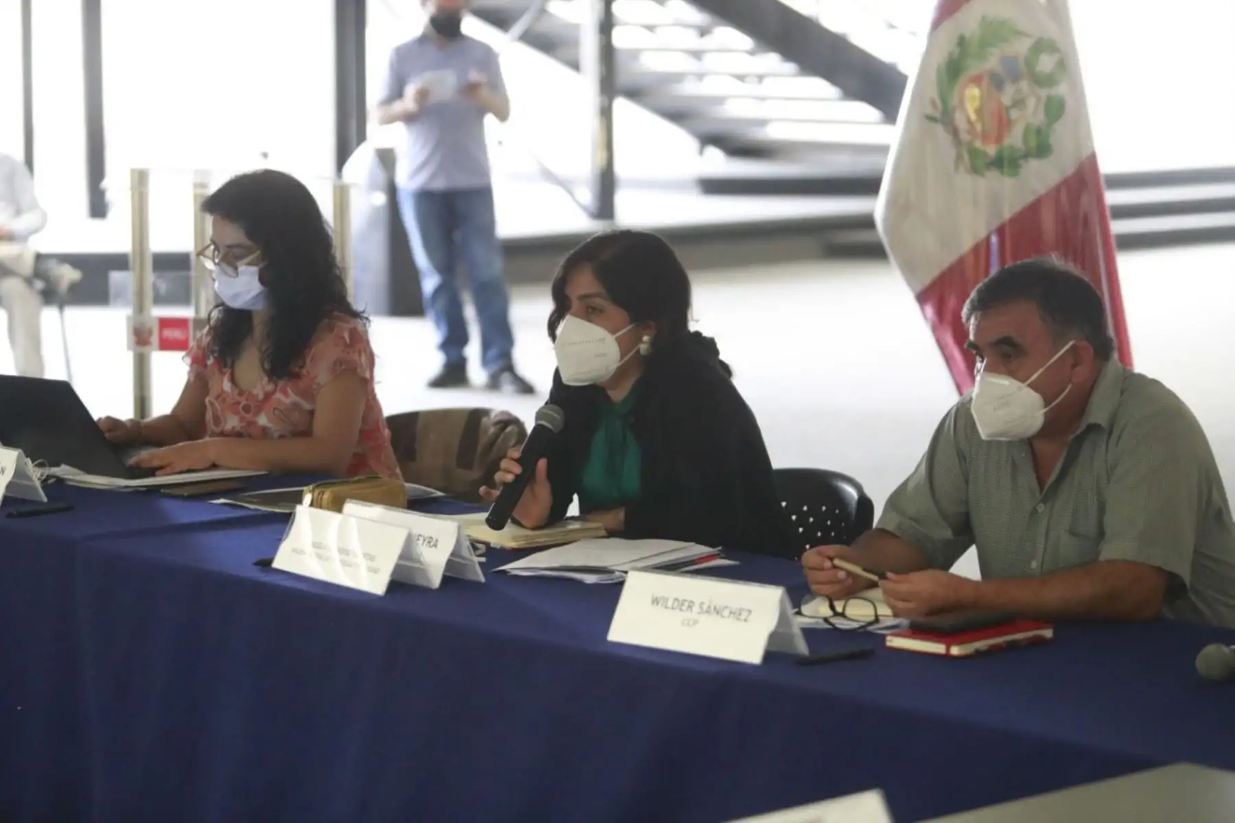 El ministro de Cultura, Alejandro Neyra,  clausura la 25° Sesión Ordinaria del Grupo de Trabajo de Políticas Indígenas - GTPI, agradeciendo la asistencia de todos los representantes de las 7 organizaciones indígenas.
Foto: Mincul