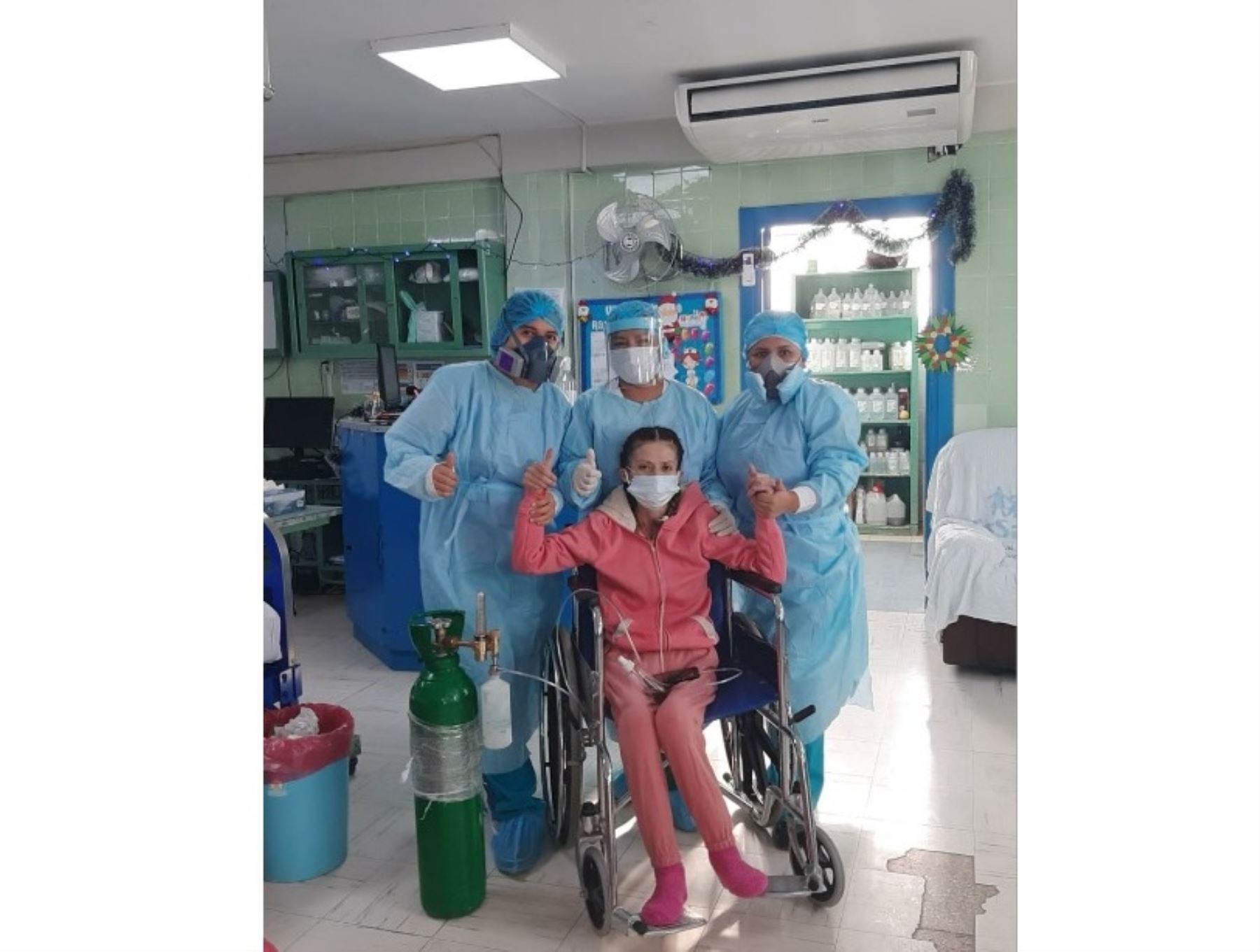 Especialistas de EsSalud Lambayeque realizaron el primer lavado de pulmón en hospital Almanzor Aguinaga y salvan vida de una paciente en Chiclayo. ANDINA/Difusión