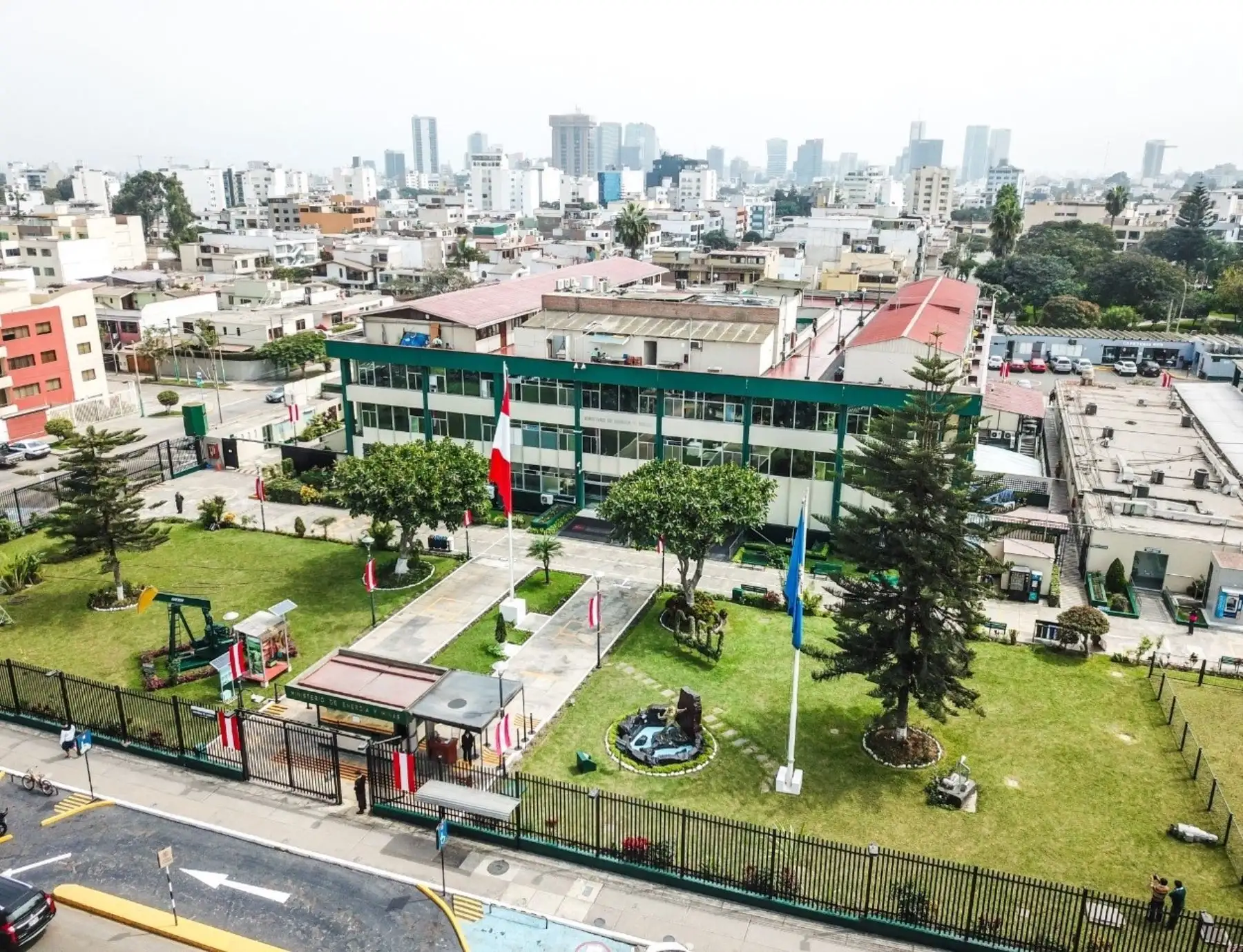 Ministerio de Energía y Minas instala Comité de Gestión Minero-Energético en Apurímac, un espacio de diálogo entre el Gobierno, empresa y sociedad civil.