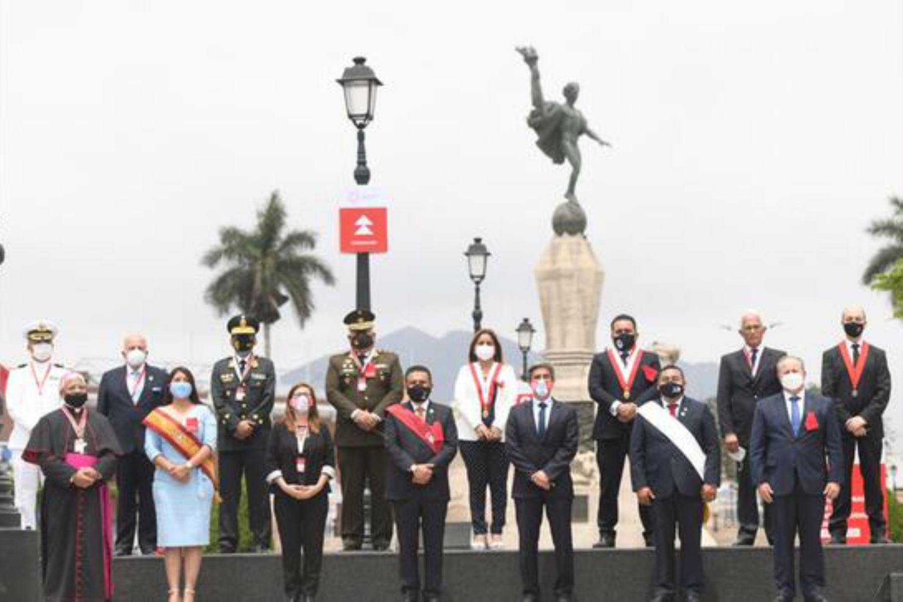 La histórica plaza de Armas de Trujillo fue testigo de la sesión solemne por la conmemoración de los 200 años de la independencia de Trujillo. Foto: Mincul