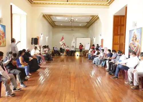 Comisión de diálogo inicia reunión en La Libertad.