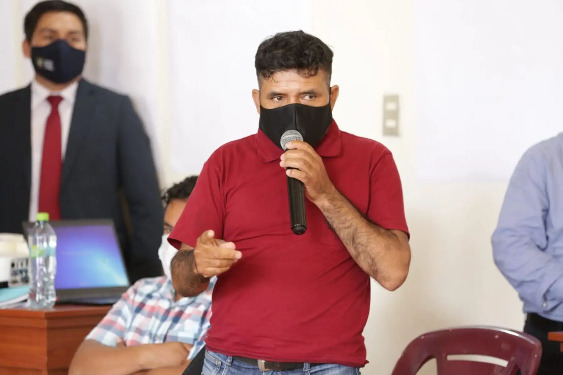 Ministros de los sectores: Agricultura, Transportes y Comercio Exterior se reúnen en  La Libertad con representantes de trabajadores agrarios para conformar la comisión de diálogo donde se viene escuchando las demandas de los actores involucrados.
Foto: PCM