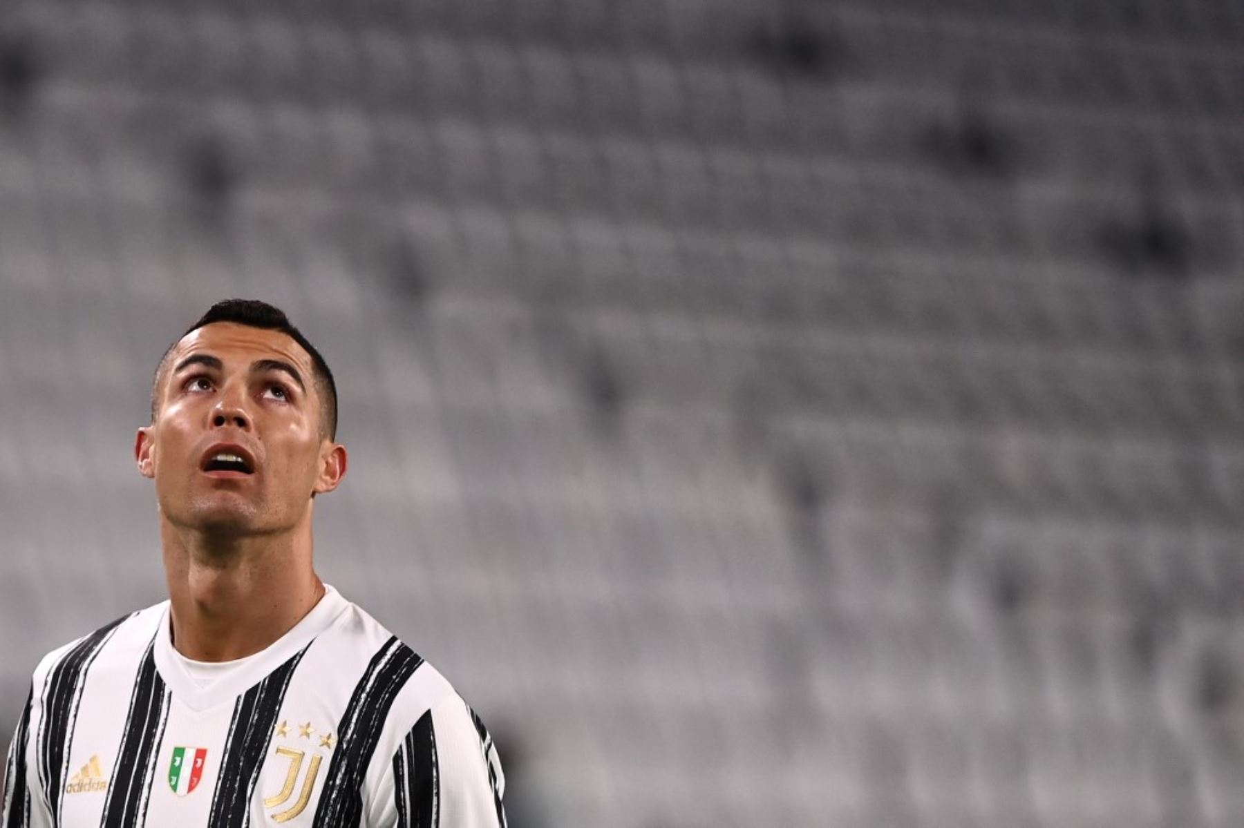 Cristiano Ronaldo amplía ventaja como goleador máximo de Italia