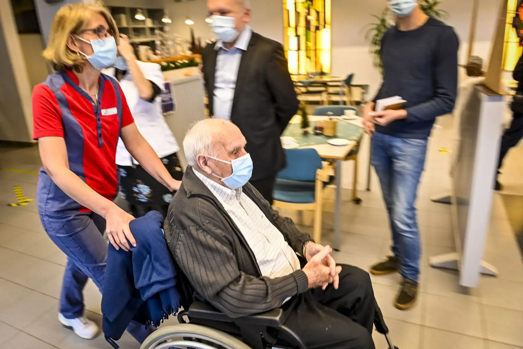 Bélgica descarta relajar aún sus restricciones, pese al descenso de la covid-19. Foto: EFE