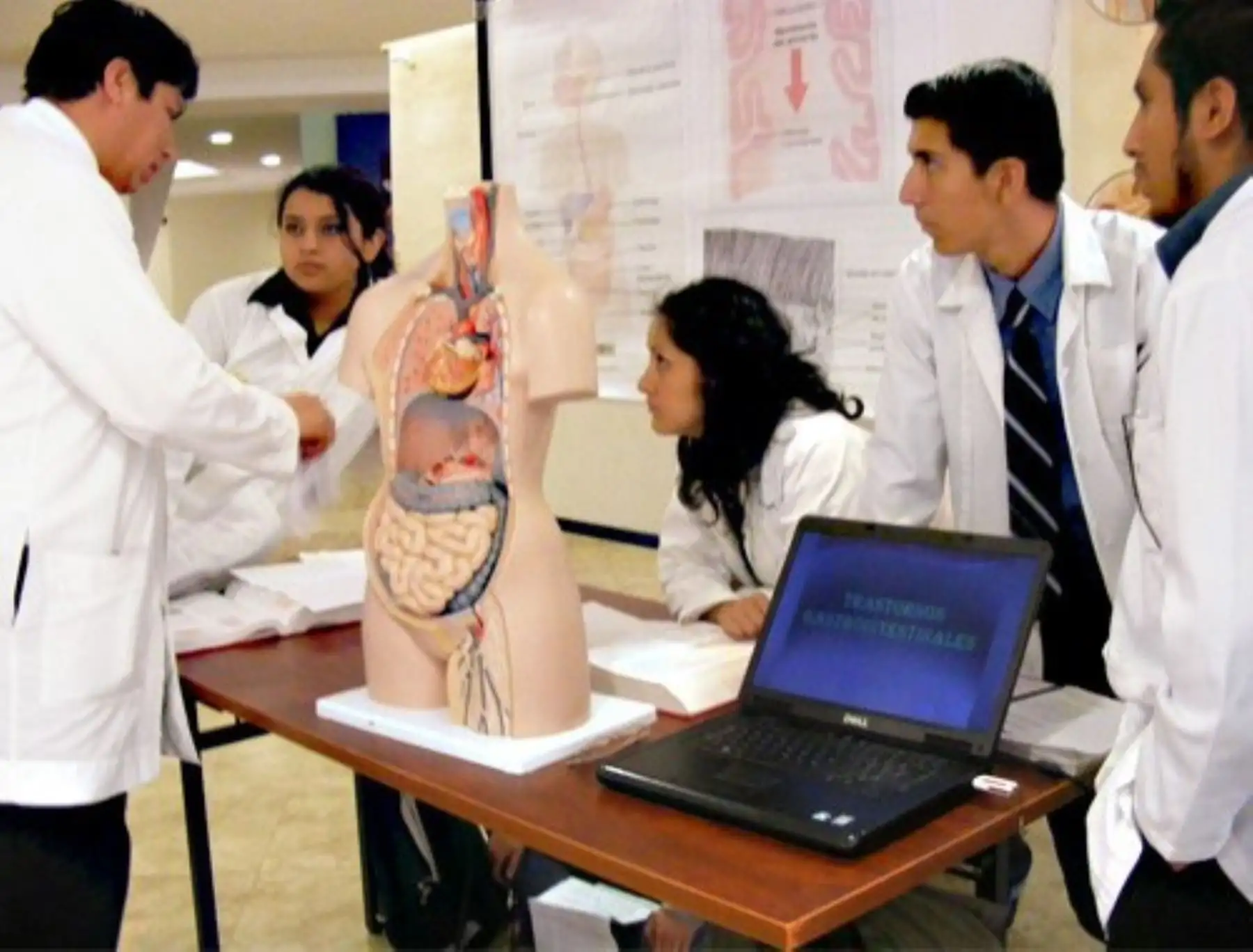 El licenciamiento de las carreras permite acreditar que son programas de estudio donde se garantiza una adecuada formación profesional. Foto: Educación al futuro