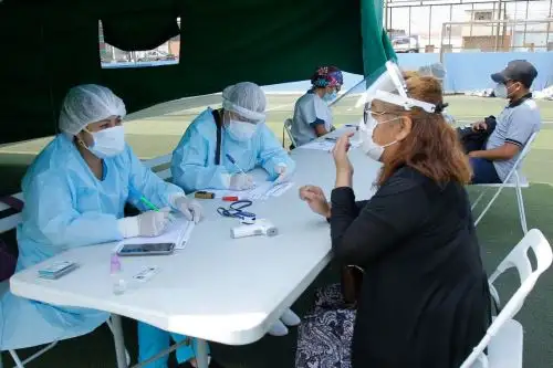 Durante el 2 de febrero se registraron los resultados de 45,546 personas muestreadas, reportó el Minsa. Foto: ANDINA/Difusión