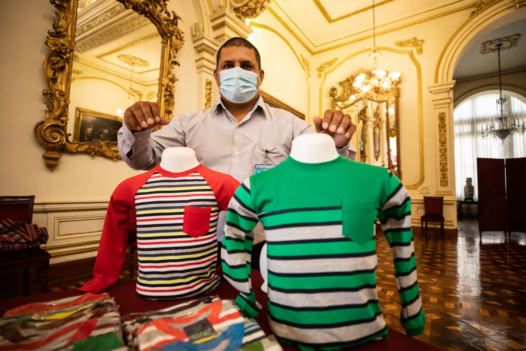 El alcalde de Lima, Jorge Muñoz, presentó la campaña Lima, Ciudad de Emprendedores, la cual consta de seis minidocumentales que tratan sobre el esfuerzo y sacrificio de los comerciantes emergentes de la capital para salir adelante en el actual contexto de pandemia.
Foto: Municipalidad de Lima