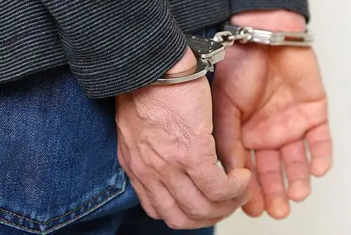 El fallo judicial se dictó en una audiencia virtual realizada el 6 de enero último, tras cuatro años de investigación a cargo del fiscal adjunto provincial Tomy Paolo Arce Torres, quien demostró, con audios y otros medios probatorios, la responsabilidad penal de los cuatro acusados. ANDINA/Andina