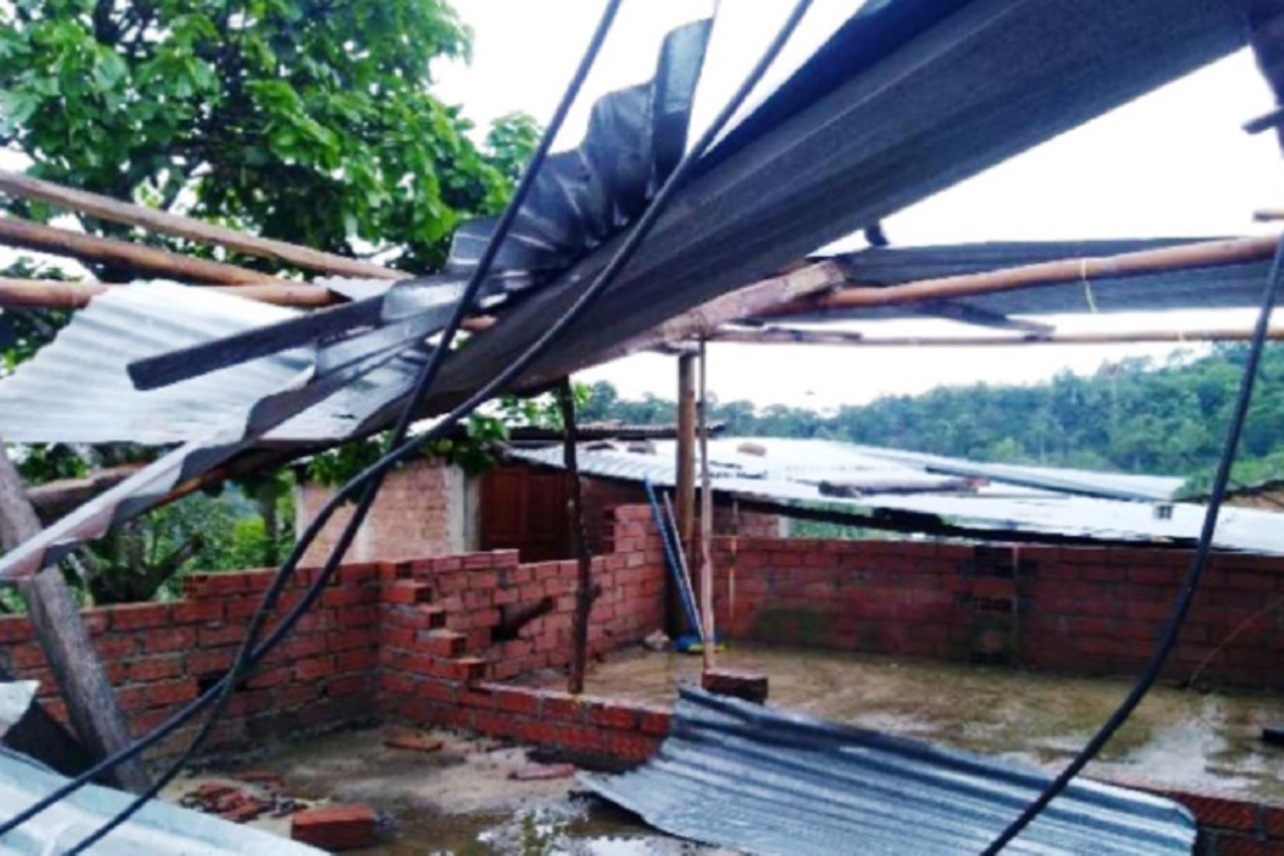 Un total de 36 viviendas fueron afectadas por una intensa lluvia y viento fuerte ocurridos en la provincia de San Ignacio, en el departamento de Cajamarca.