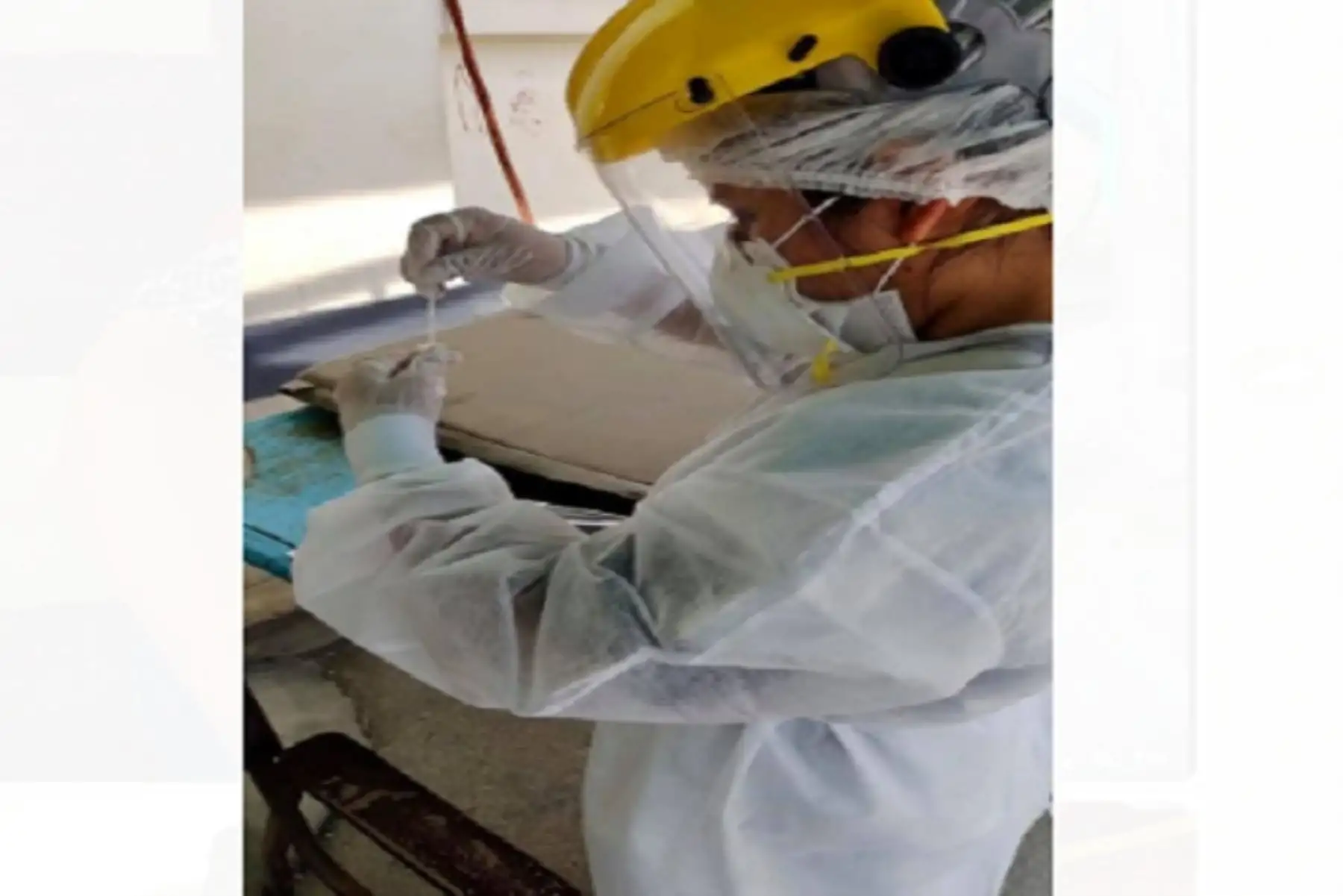 La prueba de antígeno detecta el virus desde el primer día de síntomas, sólo se requiere una muestra de hisopado nasal del paciente y en 30 minutos ya está el resultado.