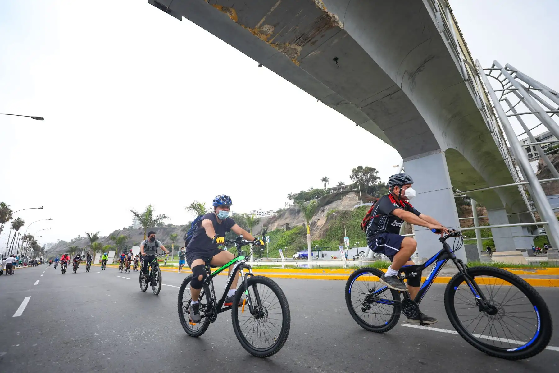 Tras cierre de Costa Verde por fin de semana, ciudadanos realizan actividades deportivas en familia.
Foto: Municipalidad de Lima