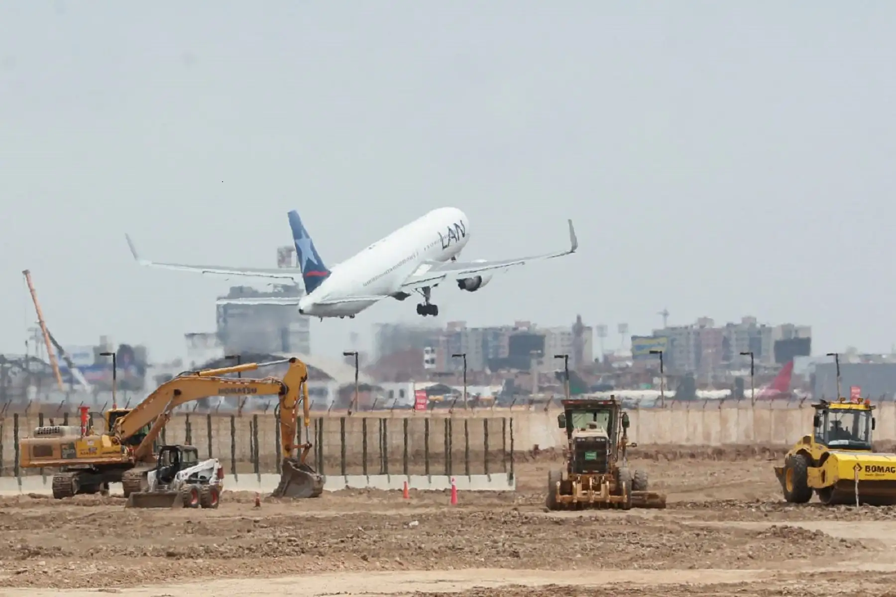 Ampliación de infraestructura aeroportuaria. Cortesía MTC