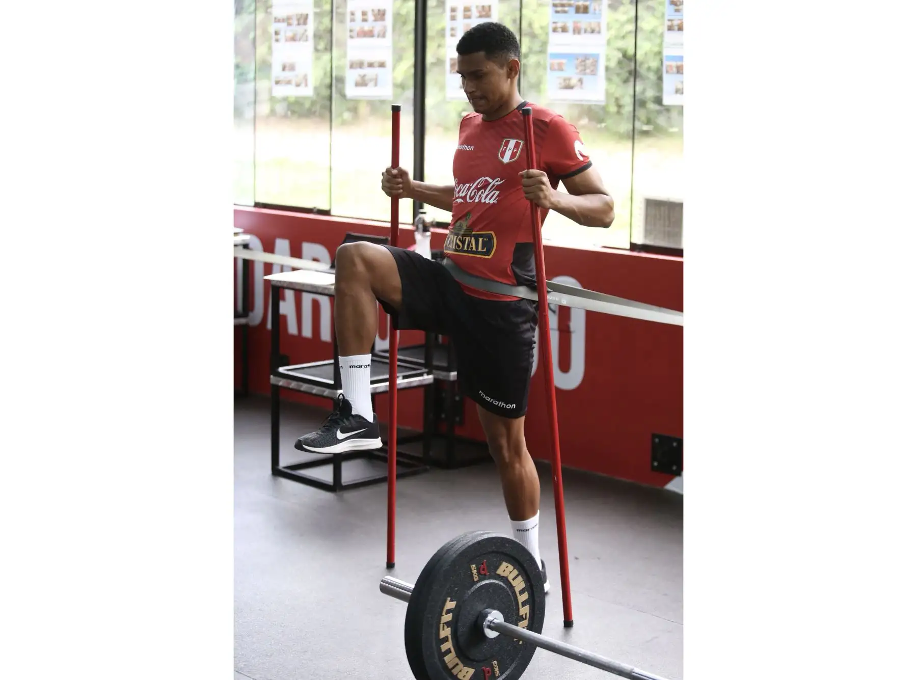 Pedro Gallese, Edison Flores, Yordy Reyna, Alexander Callens, Andy Polo y Marcos López fueron los futbolistas que iniciaron las prácticas hasta que deban reintegrarse a sus clubes para el inicio de la temporada 2021. Foto: FPF
