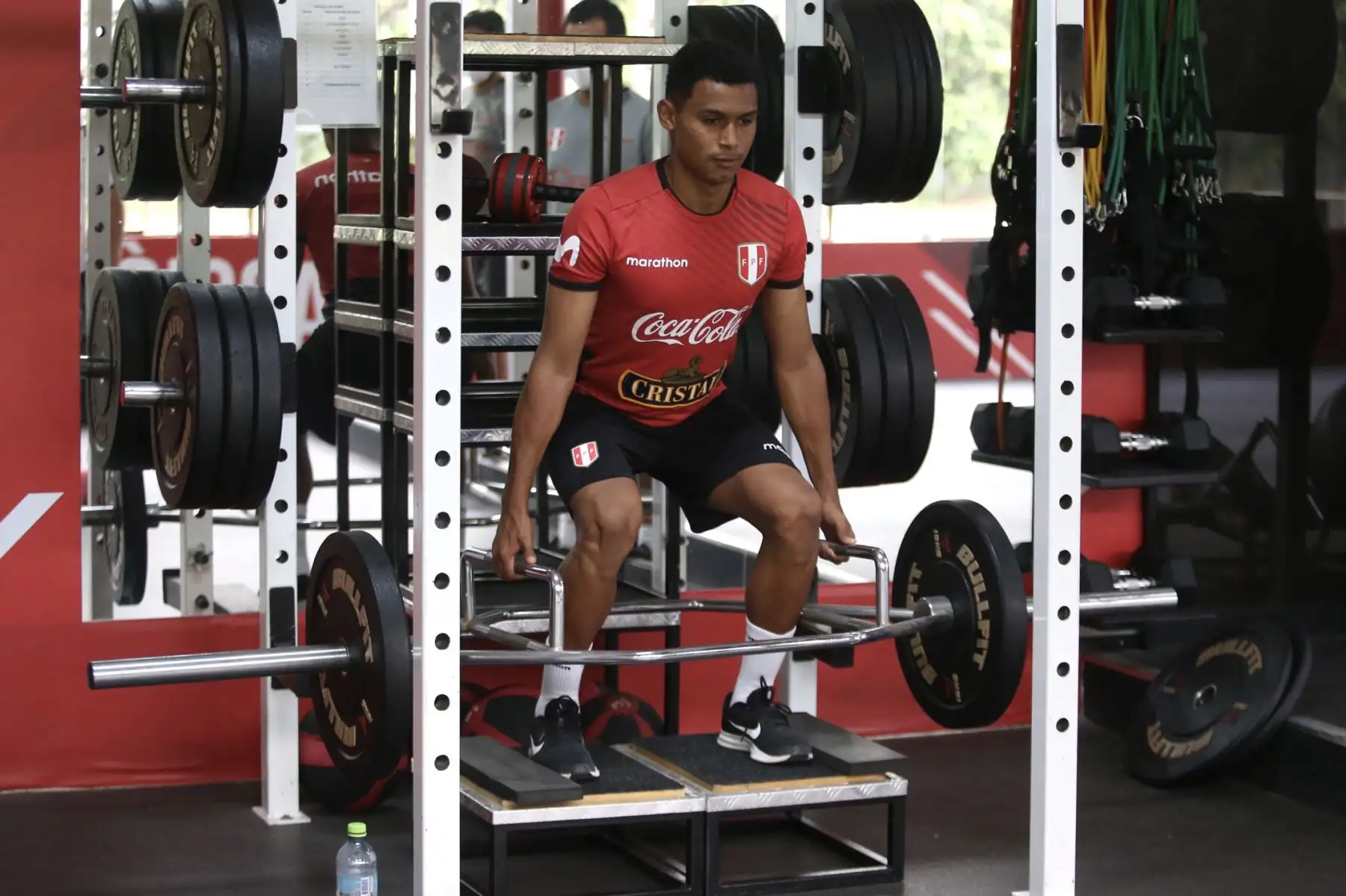 Pedro Gallese, Edison Flores, Yordy Reyna, Alexander Callens, Andy Polo y Marcos López fueron los futbolistas que iniciaron las prácticas hasta que deban reintegrarse a sus clubes para el inicio de la temporada 2021. Foto: FPF