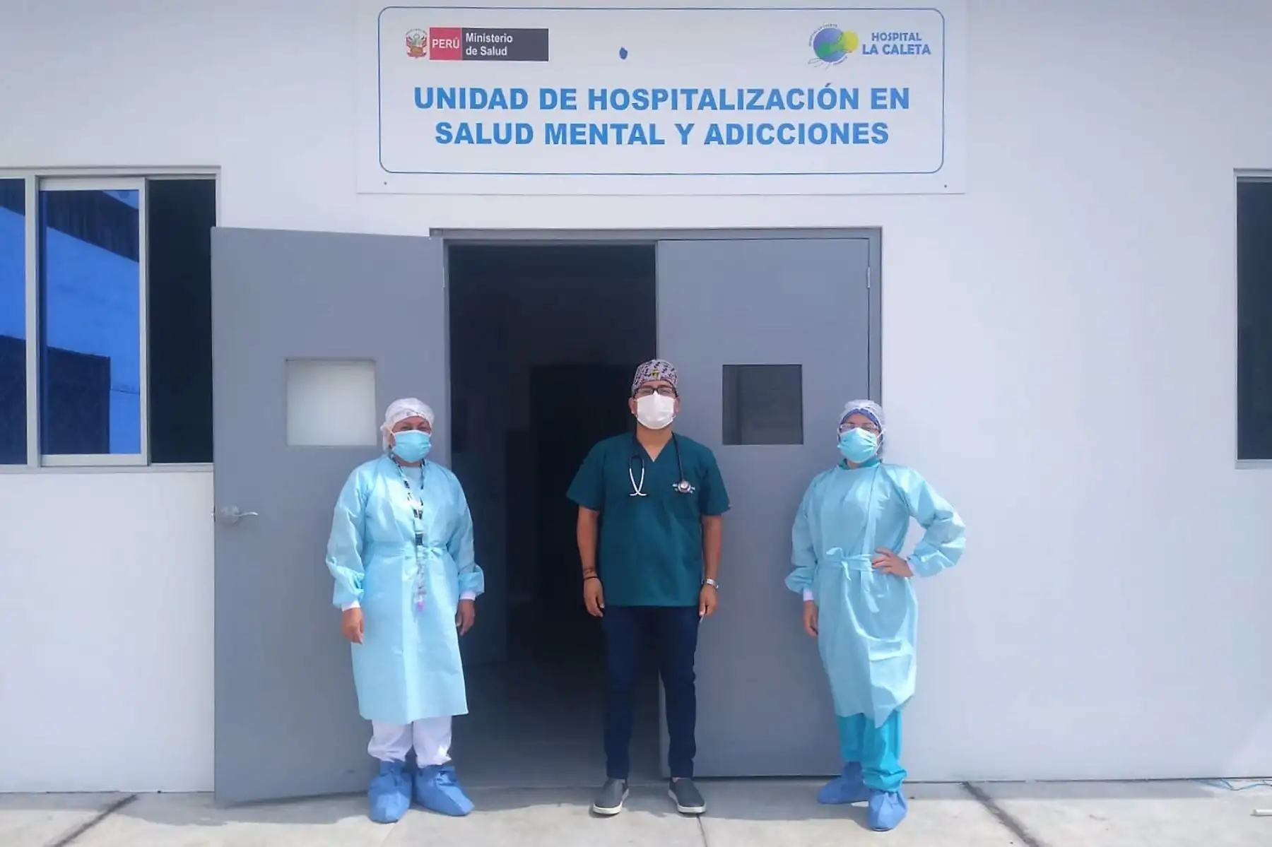 Personal de salud mental del hospital La Caleta de Chimbote.