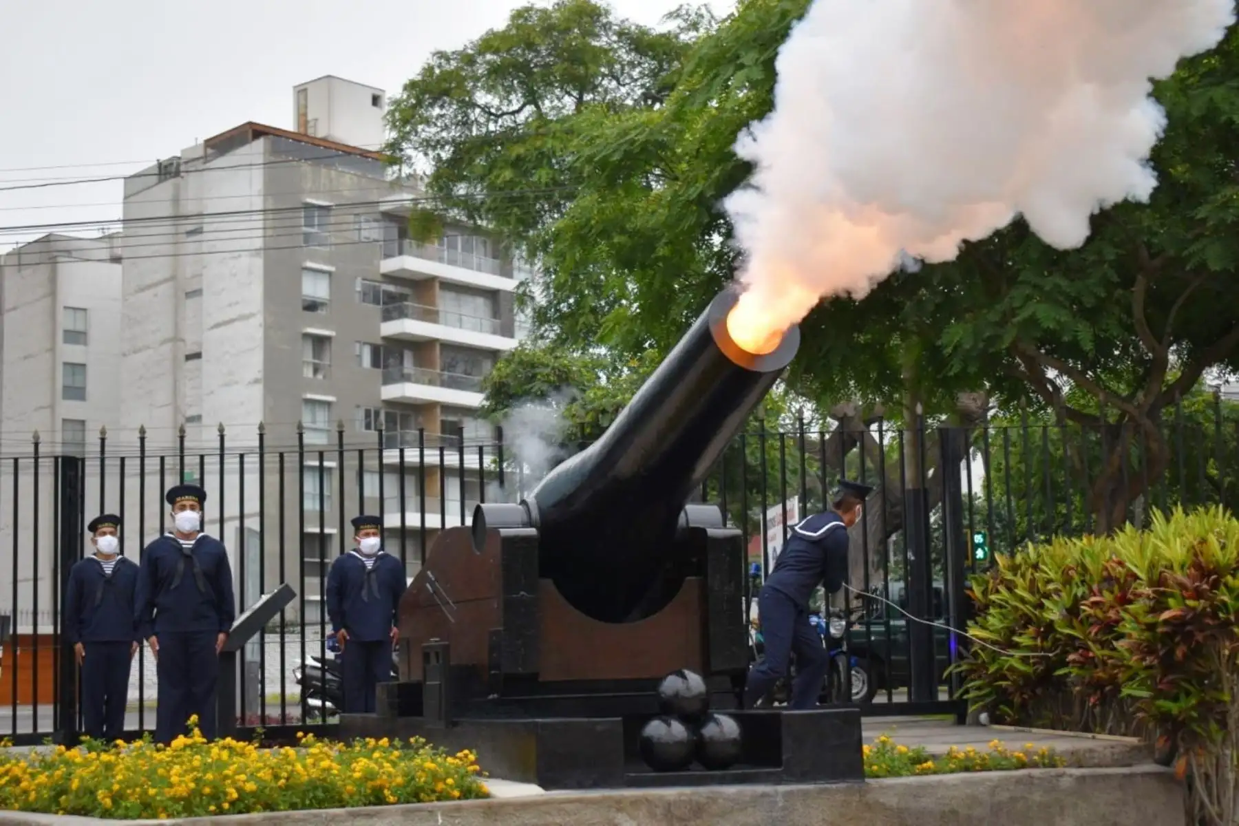 Cañón usado en la batalla de Miraflores fue disparado tras su restauración. Foto: ANDINA/Difusión.