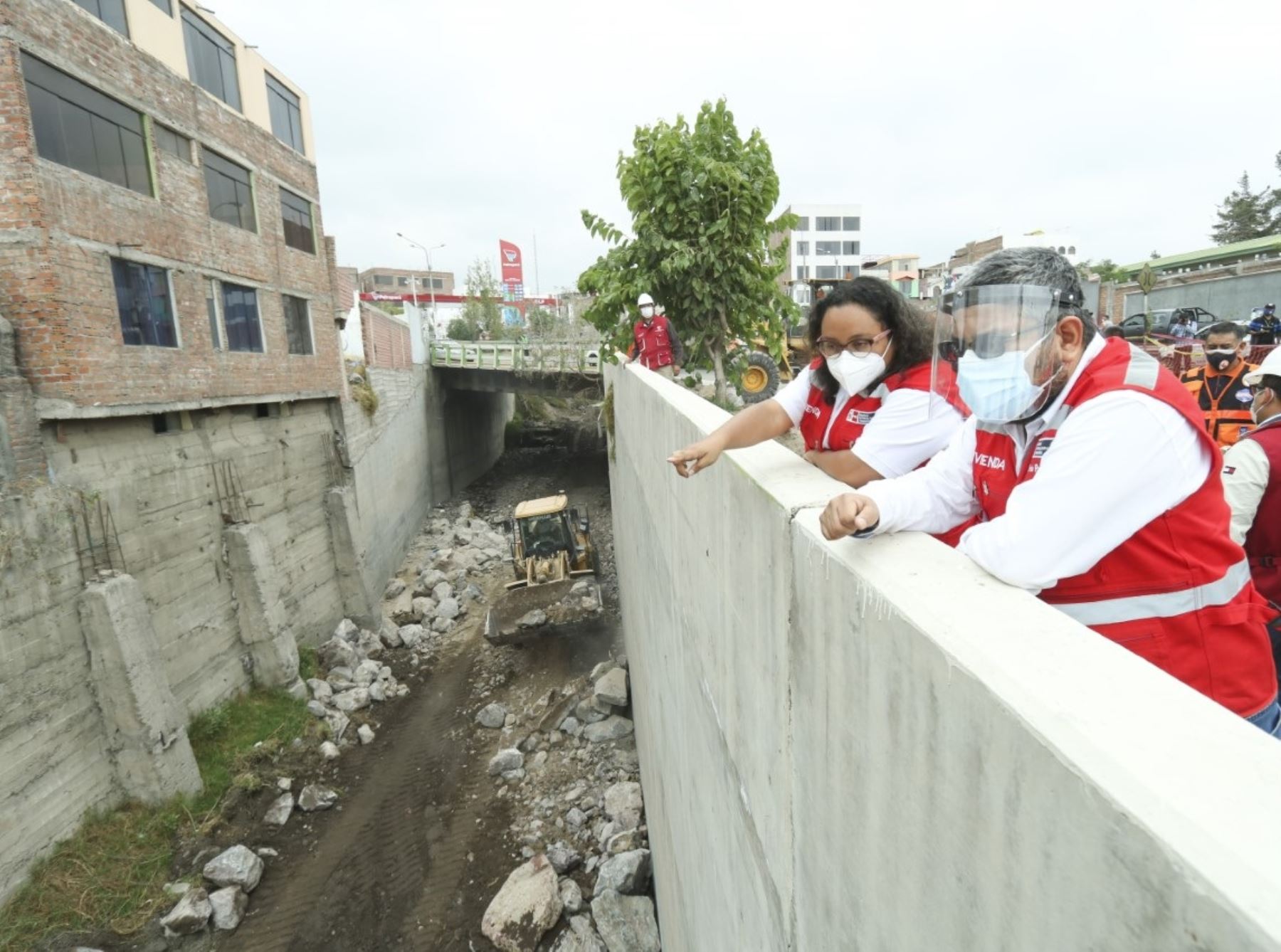 Ministerio de Vivienda, Construcción y Saneamiento busca una solución integral para las familias del barrio de San Lázaro, en Arequipa, afectadas por las lluvias intensas. ANDINA/Difusión