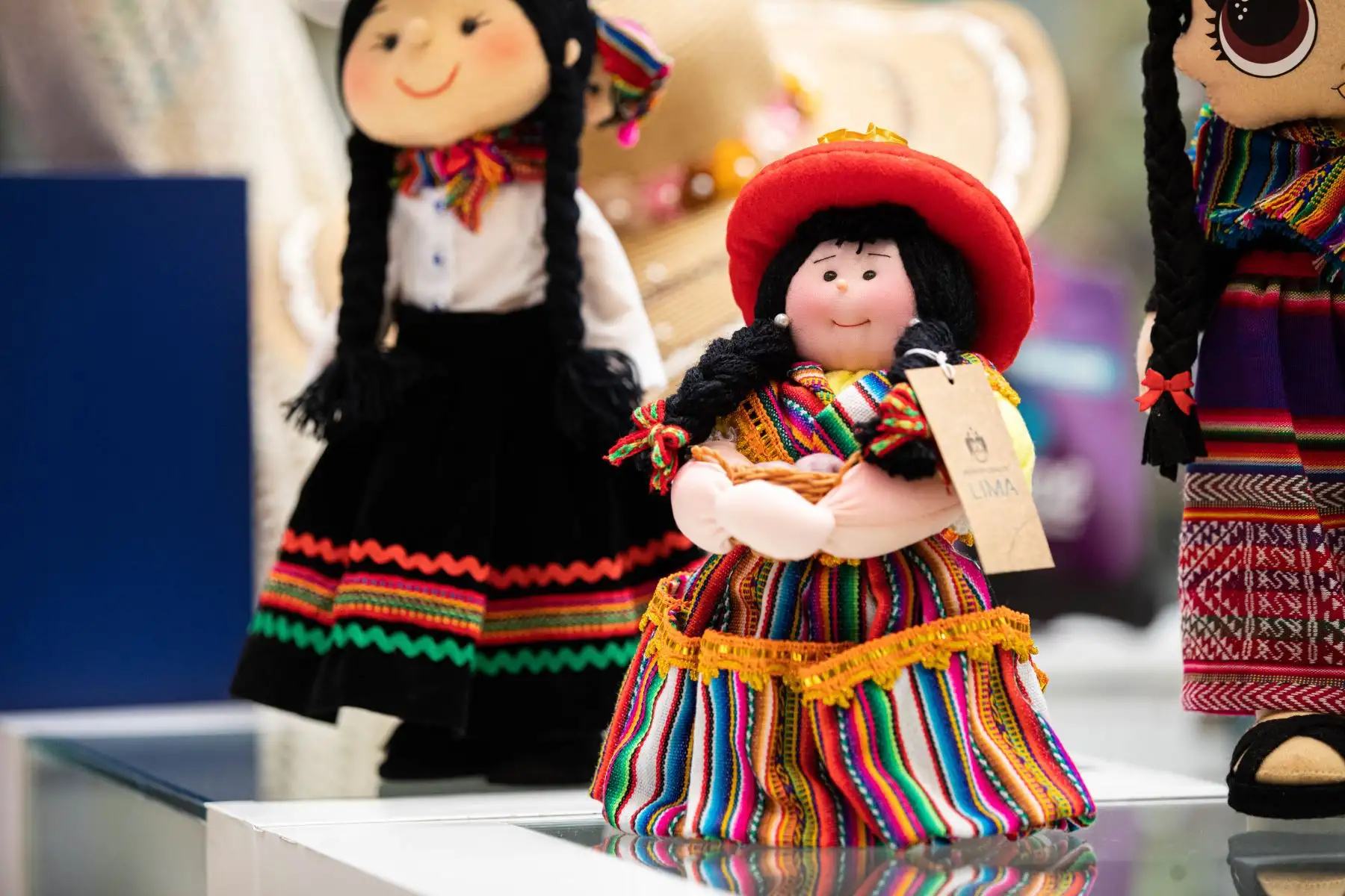 La Municipalidad Metropolitana de Lima inauguró el módulo “Mujer emprende”, en el Jockey Plaza que tiene como objetivo beneficiar a mujeres de diferentes distritos de la ciudad, generando oportunidades de negocio para mejorar su calidad de vida y promover su independencia económica. Foto: MML