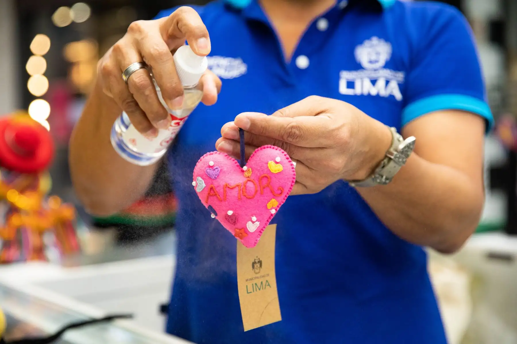 La Municipalidad Metropolitana de Lima inauguró el módulo “Mujer emprende”, en el Jockey Plaza que tiene como objetivo beneficiar a mujeres de diferentes distritos de la ciudad, generando oportunidades de negocio para mejorar su calidad de vida y promover su independencia económica. Foto: MML