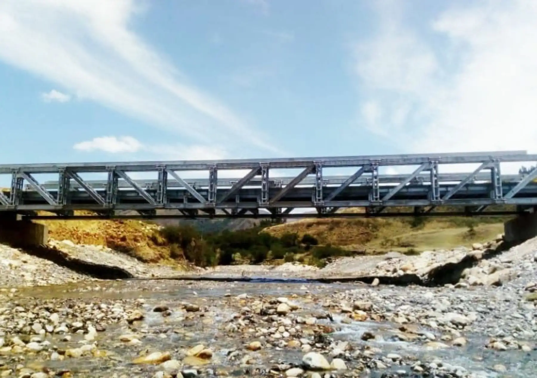 El MTC inició la instalación de 14 puentes modulares en La Libertad que forman parte del proceso de Reconstrucción con Cambios.
